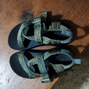 Kids chacos